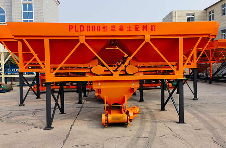 https://www.chand-machinery.com/wp-content/uploads/2024/10/pld800-concrete-batcher-1.jpg